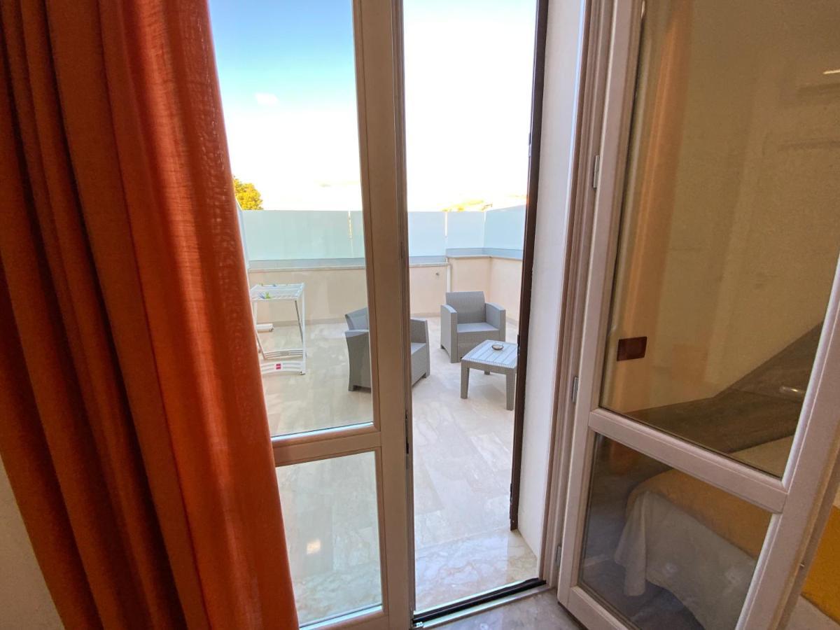 Oasi Nel Deserto Bed & Breakfast Custonaci Exterior foto
